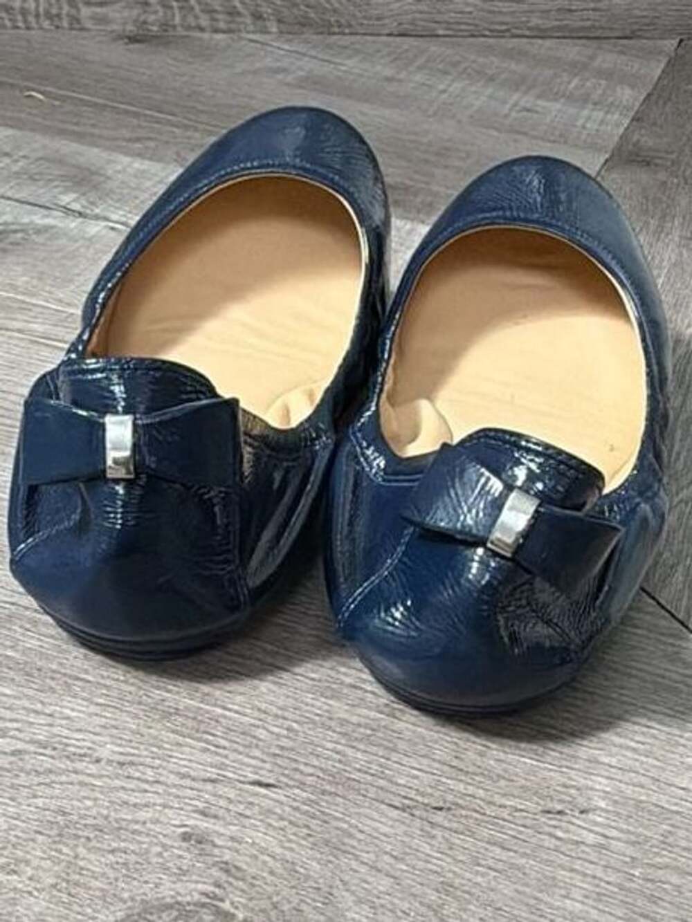 Cole Haan Navy Blue Patent Leather Bow Ballet Flats Size 11B - Picture 4 of 7